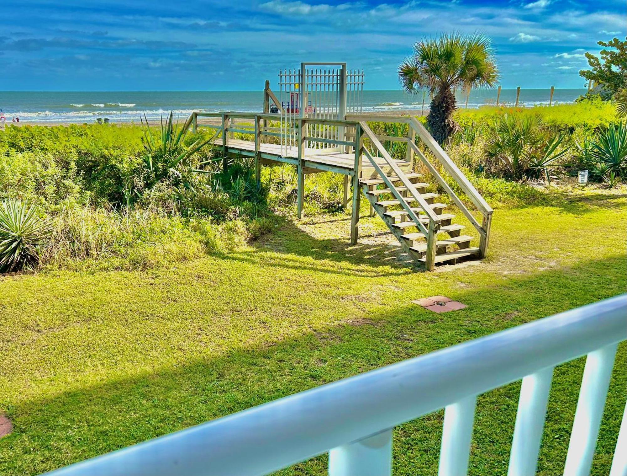 Beach Living At Its Best! Cocoa Beach Luaran gambar